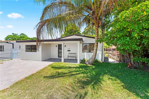7515 SW 32nd St, Miami, FL 33155, - MLS#A12018711