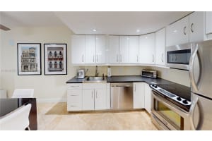 345 Ocean Dr APT 224, Miami Beach, FL 33139, - MLS#A12018751