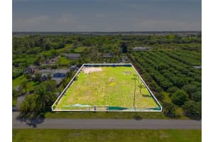 23600 122 Avenue, Miami, FL 33032 - MLS#A12018778