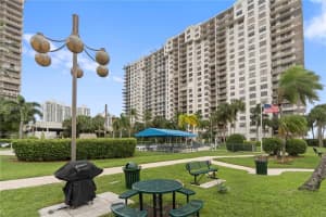 18151 NE 31st Ct APT 305, Aventura, FL 33160, - MLS#A12018786