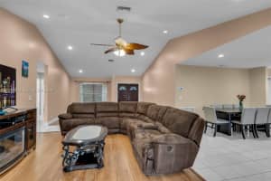 7817 Sunflower Dr, Margate, FL 33063, - MLS#A12018799