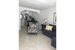 7921 Abbott Ave #4, Miami Beach, FL 33141, - MLS#A12018859