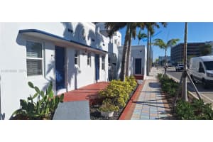 1908 N Ocean Dr APT 3A, Hollywood, FL 33019, - MLS#A12018934