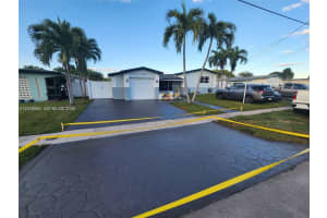 3617 NW 37th St, Lauderdale Lakes, FL 33309, - MLS#A12018948