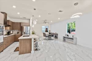 6680 NW 102nd Path, Doral, FL 33178, - MLS#A12019031