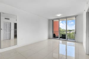 7661 NW 107th Ave Apt 409, Doral, FL 33178, - MLS#A12019039