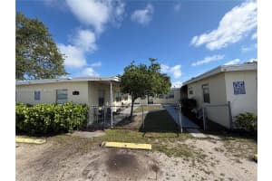 2571 NW 13th Ct #3, Fort Lauderdale, FL 33311, - MLS#A12019043
