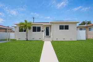 5181 Sw 5th St, Miami