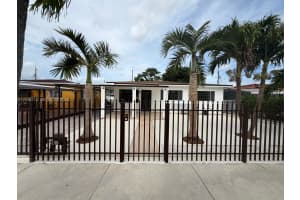 2541 W 10th Ave, Hialeah, FL 33010, - MLS#A12019113