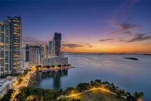 1900 N Bayshore Dr 2204, Miami