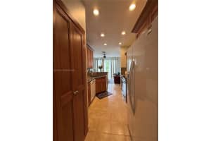 724 NW 170th Terrace, Pembroke Pines, FL 33028, - MLS#A12019146