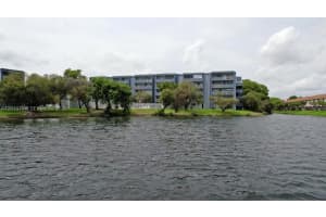 9375 Fontainebleau Blvd L315, Miami 9375 Fontainebleau Blvd L315, Miami