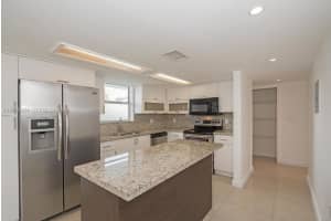 9375 Fontainebleau Blvd APT L315, Miami, FL 33172, - MLS#A12019164