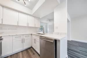 3337 NW 23rd Ct, Lauderdale Lakes, FL 33311, - MLS#A12019234