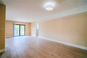 6960 Rue Vendome #201, Miami, FL 33141, - MLS#A12019245