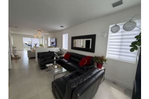 7243 Nw 103rd Path Doral, FL 33178 - Off Market