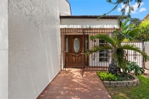 13 SW 97th Pl, Miami, FL 33174, - MLS#A12019266