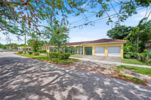 2542 Sw 25th Ave, Miami