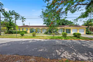 2542 SW 25th Ave, Miami, FL 33133, - MLS#A12019278