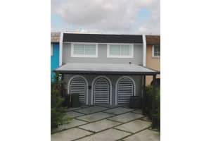 6832 W 2nd Ct, Hialeah