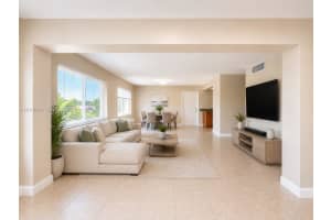2101 NE 51st St #15, Fort Lauderdale, FL 33308, - MLS#A12019474