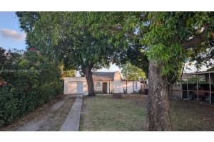 76 W 14th St, Hialeah, FL 33010, - MLS#A12019485