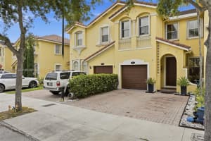 914 SW 151 Pl, Miami, FL 33194, - MLS#A12019507