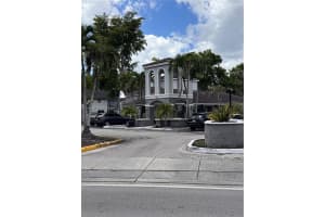 7115 Nw 179th St 207, Hialeah