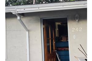 242 NW 7th Ave, Dania Beach, FL 33004, - MLS#A12019547