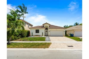 9256 SW 209th Terrace, Cutler Bay, FL 33189, - MLS#A12019550