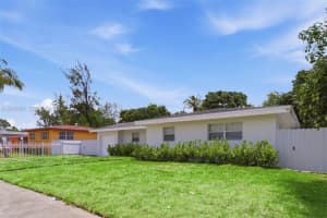14731 NE 8th Ct, Miami, FL 33161, - MLS#A12019586