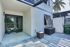 10750 S Golfview Dr, Pembroke Pines, FL 33026, - MLS#A12019599