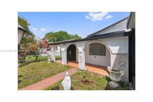 1409 NW 44th St a, Miami, FL 33142, - MLS#A12019630