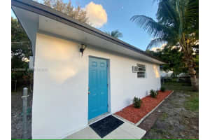 2512 Grant St, Hollywood, FL 33020, - MLS#A12019669
