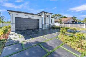 2947 NW 9th St, Fort Lauderdale, FL 33311, - MLS#A12019776
