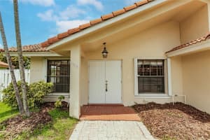 8359 NW 189th St, Hialeah, FL 33015, - MLS#A12019951