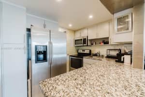 8000 Harding Ave APT 2B, Miami Beach, FL 33141, - MLS#A12020037