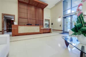 Avenue on Brickell, 1050 Brickell Ave APT 2320, Miami, FL 33131, - MLS#A12020169