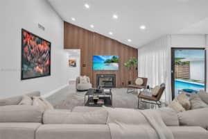 136 Greens Rd, Hollywood, FL 33021, - MLS#A12020195