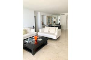 1420 Brickell Bay Dr APT 1108B, Miami, FL 33131, - MLS#A12020224