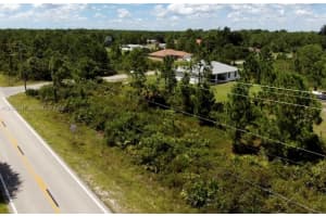 303 E 10th St Lehigh Acres, FL 33972 - MLS#A12020247