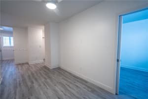 7325 Carlyle Ave APT 9, Miami Beach, FL 33141, - MLS#A12020248