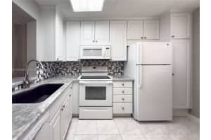 7145 Huntington Ln APT 303, Delray Beach, FL 33446, - MLS#A12020307