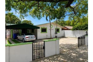 610 SW 66th Ave, Miami, FL 33144, - MLS#A12020315