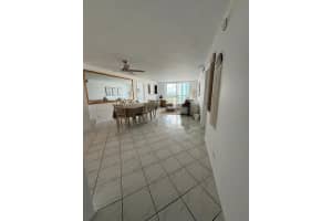 6039 Collins Ave APT 1236, Miami Beach, FL 33140, - MLS#A12020334