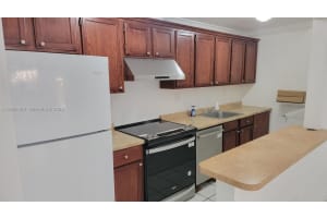 RM8F+G8, 4410 NW 79th Ave APT 1C, Doral, FL 33166, - MLS#A12020350