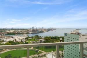 Vizcayne, 253 NE 2nd St APT 2003, Miami, FL 33132, - MLS#A12020369