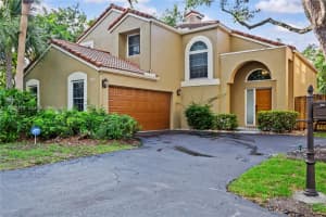 6885 Nw 75th Pl, Parkland