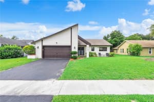 5121 NW 87th Ave, Lauderhill, FL 33351, - MLS#A12020387