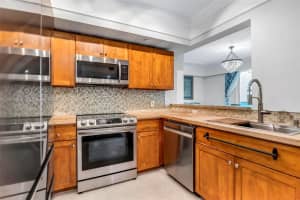 1723 SW 2nd Ave APT 607, Miami, FL 33129, - MLS#A12020389